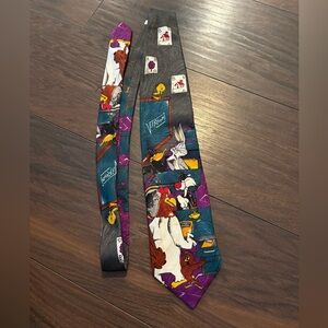 Vintage looney tunes Colorful Cartoon Character Necktie